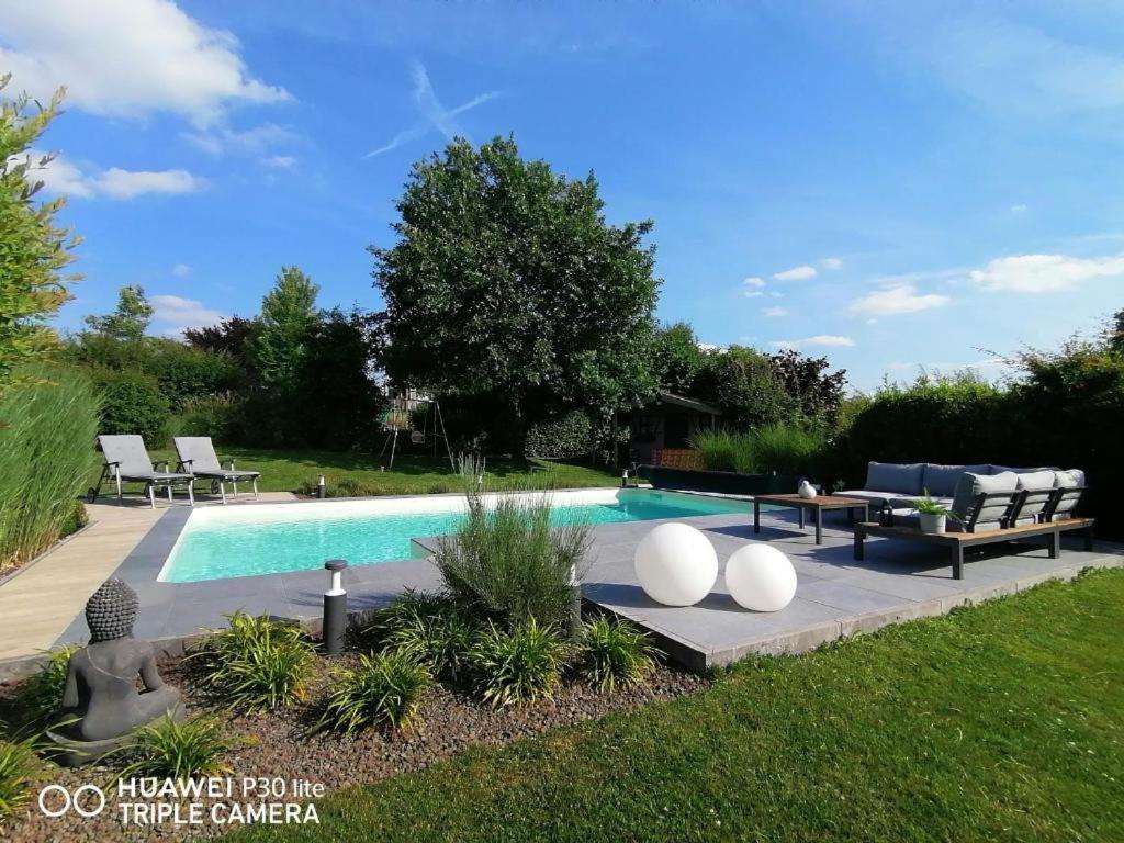 Le Clos Du Montys Louveigne Exterior photo